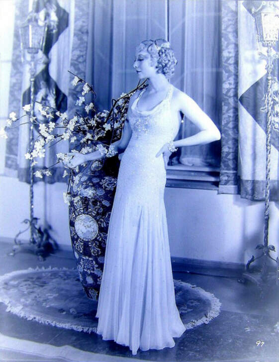 Dorothy Stone