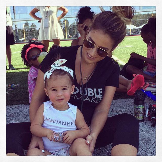 Jessie James Decker