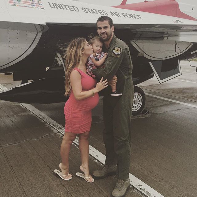 Jessie James Decker