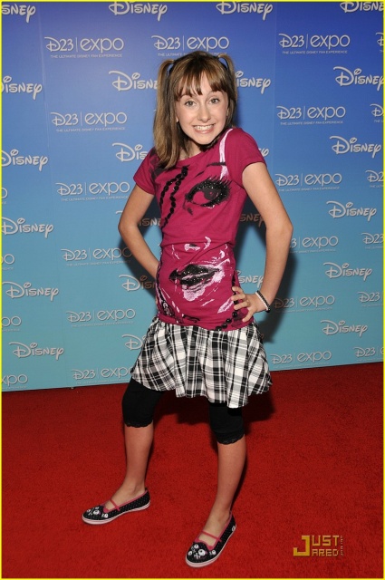 Allisyn Ashley Arm Allisyn Ashley Arm