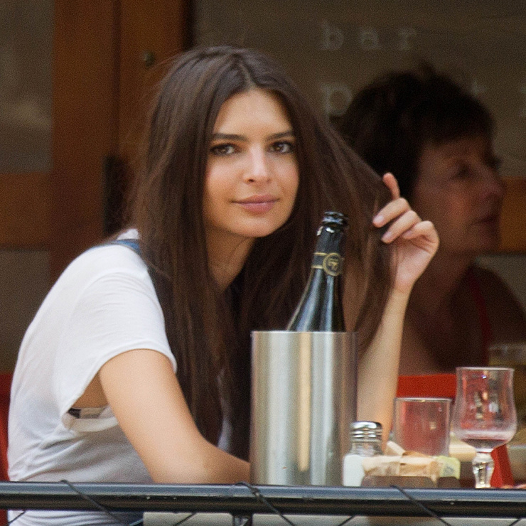 Emily Ratajkowski