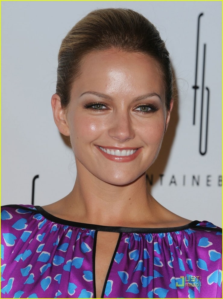 Becki Newton how i met your mother