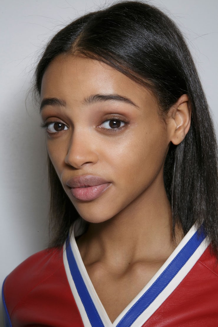 Picture of Aya Jones