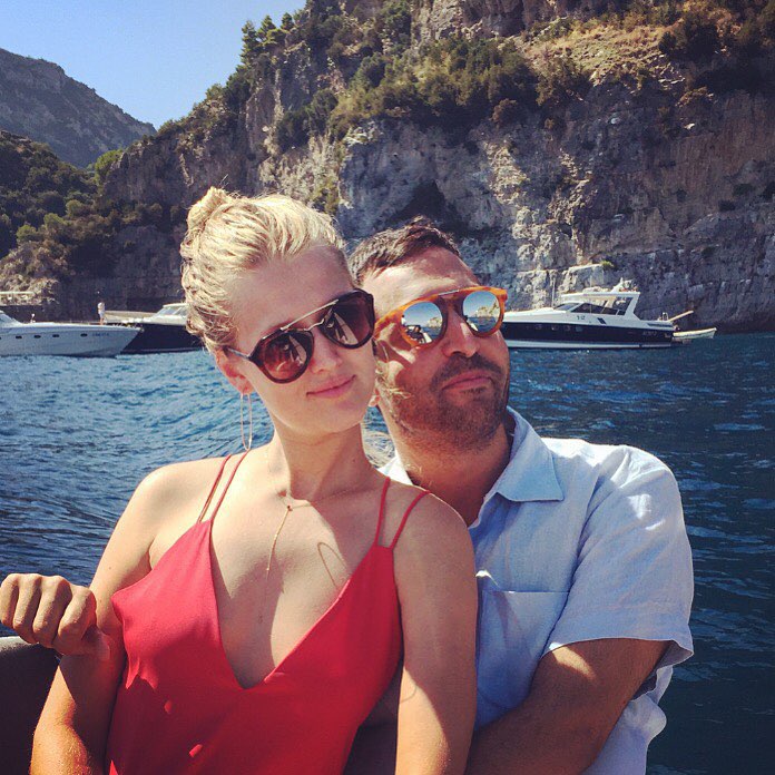 Toni Garrn Toni Garrn