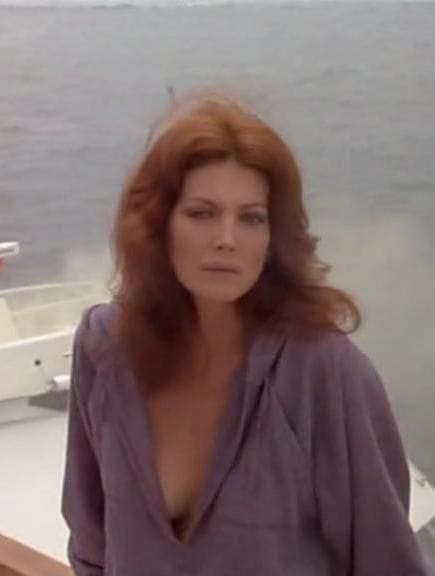 Gayle Hunnicutt