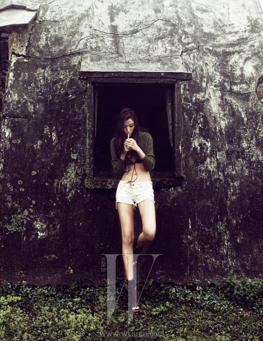 Stephanie Lee