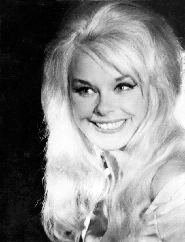 Elke Sommer