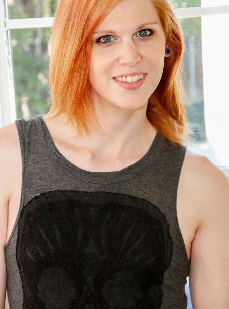Tara Jo Lee