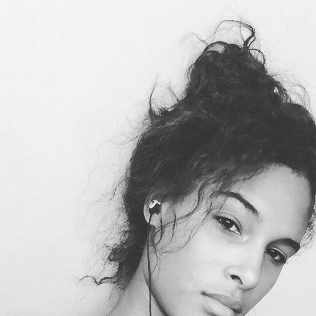 Cindy Bruna Cindy Bruna
