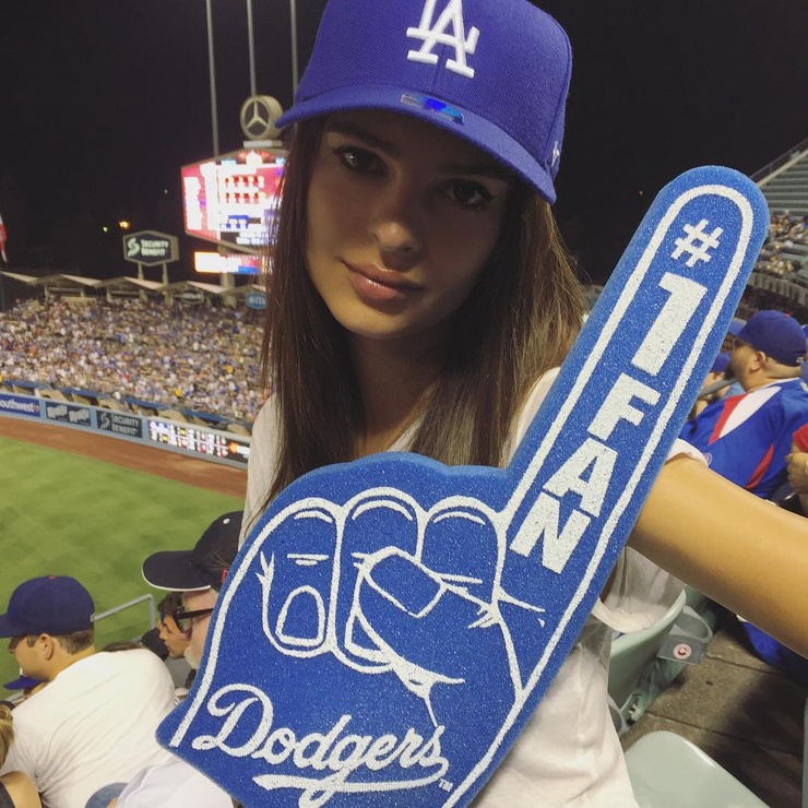 Emily Ratajkowski