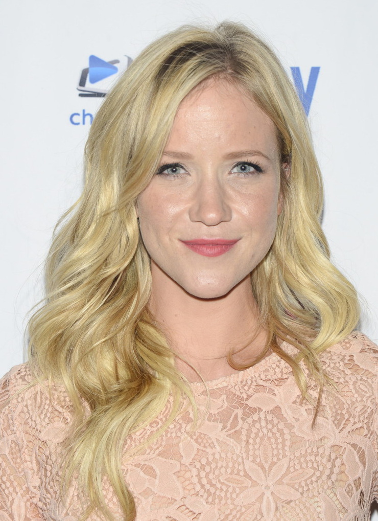 Jessy Schram Jessy Schram