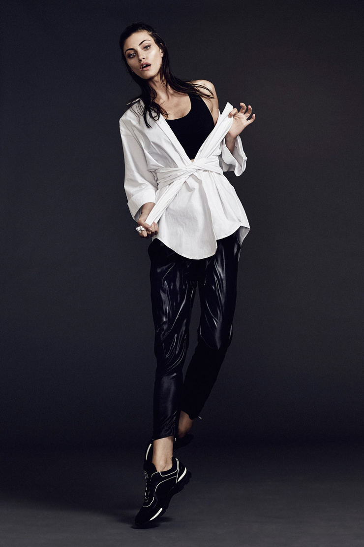 Phoebe Tonkin