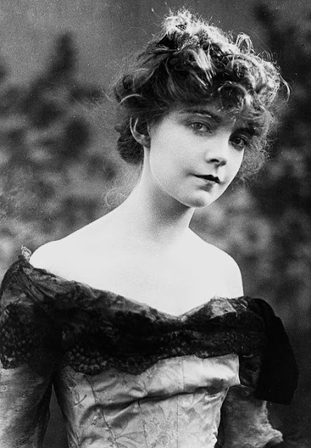 Lillian Gish