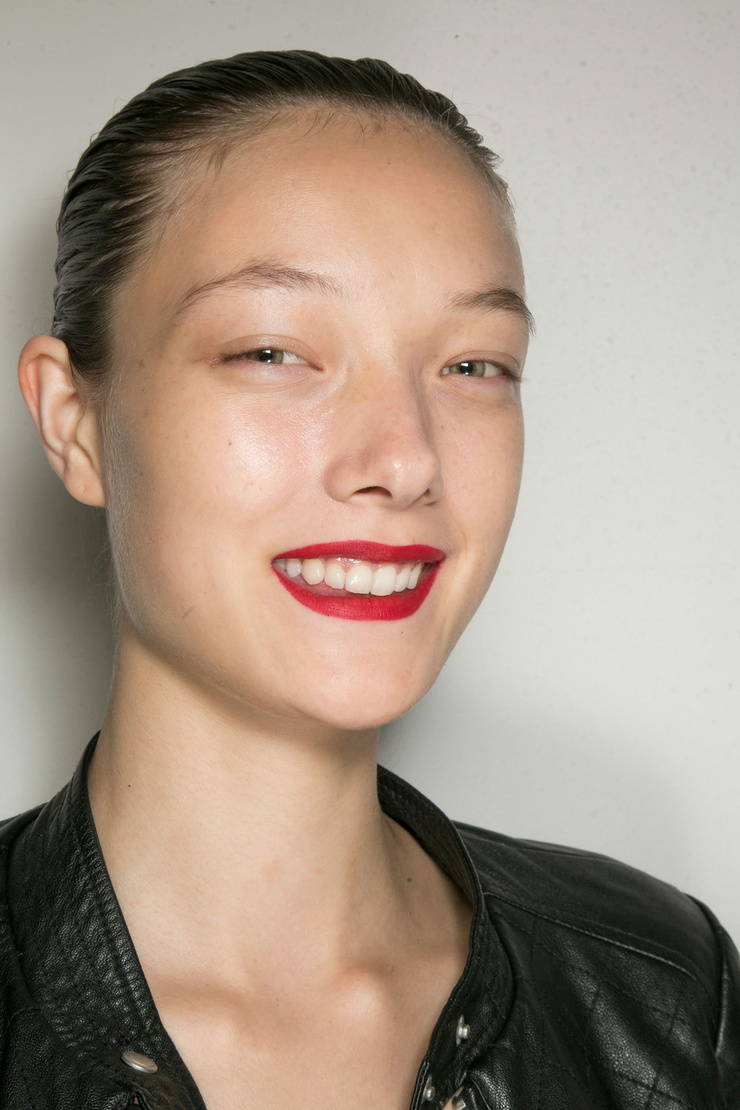 Picture of Yumi Lambert