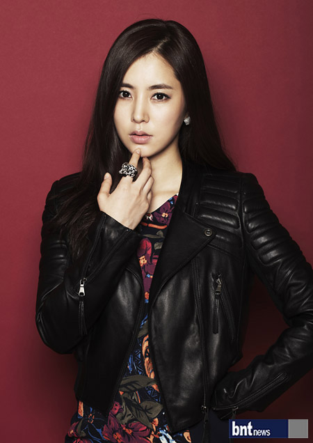 Picture of Han Chae-Ah