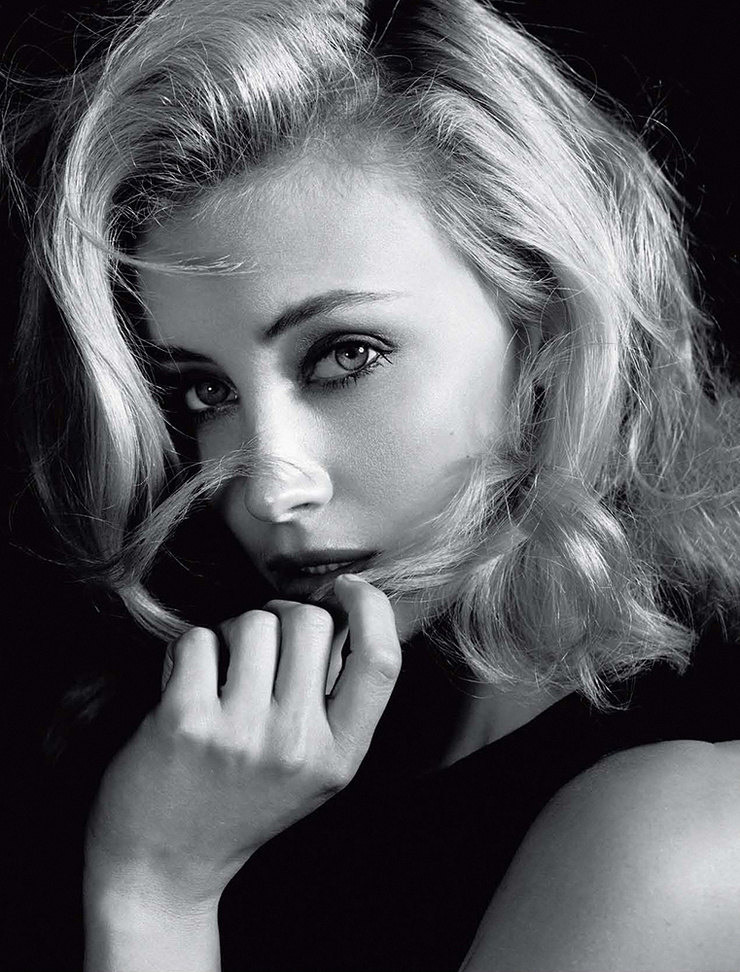 Sarah Gadon Sarah Gadon