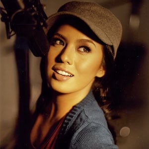 Nikki Gil