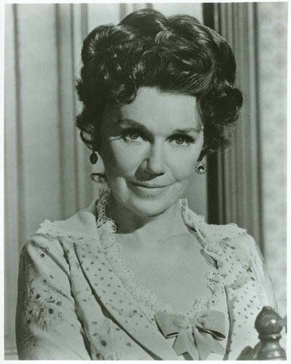 Jeanette Nolan.