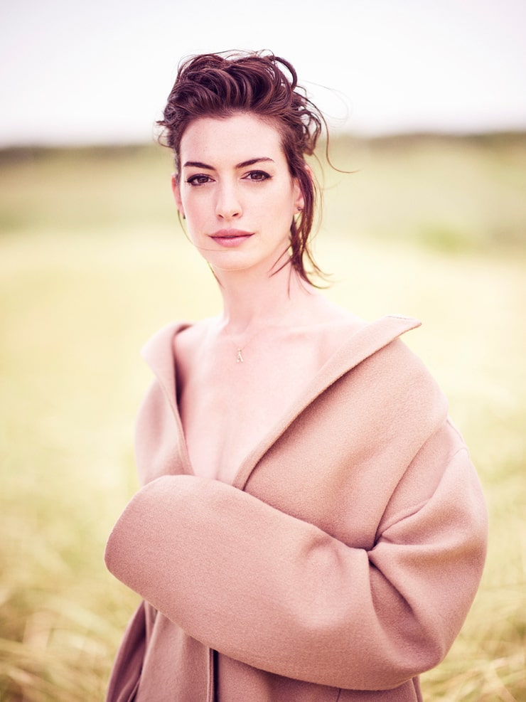 Anne Hathaway Anne Hathaway