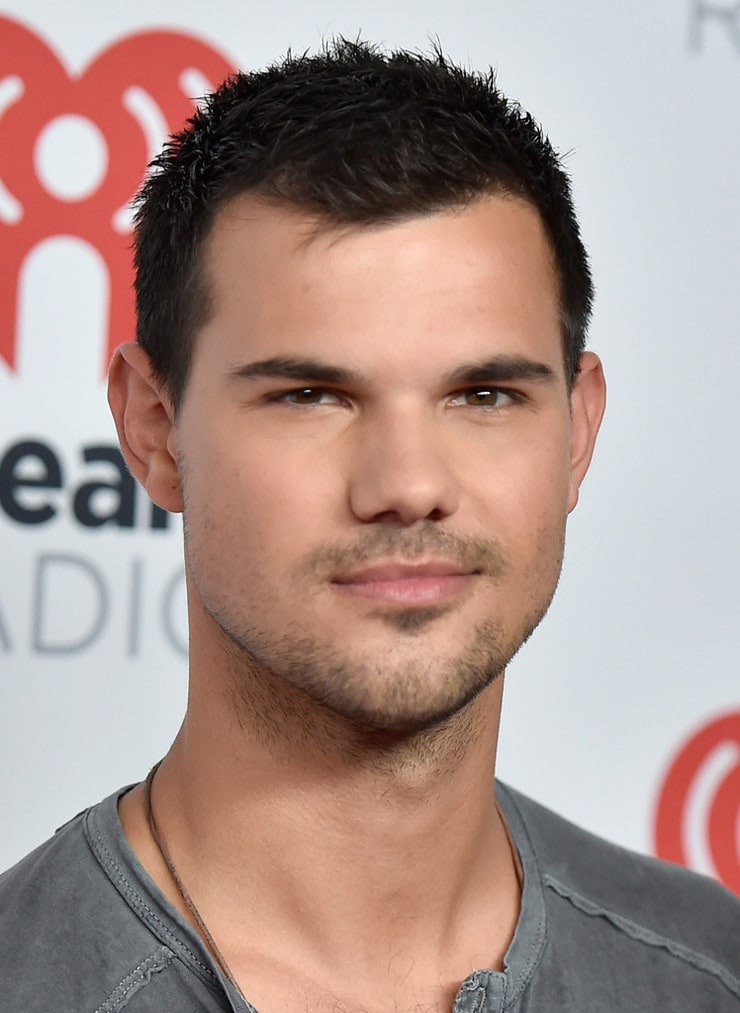 Taylor Lautner