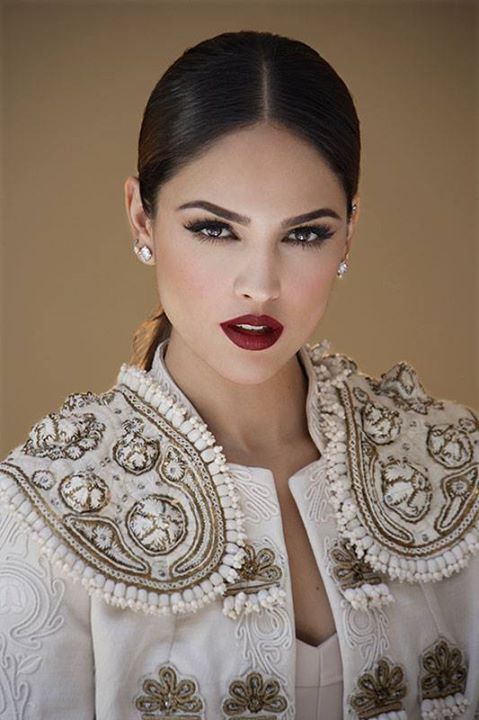 Eiza Gonzalez Eiza Gonzalez