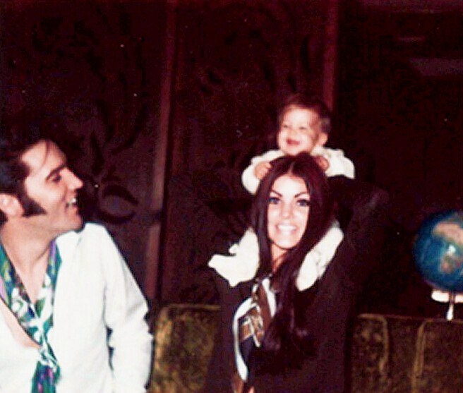 Priscilla Presley