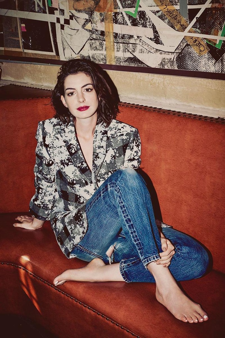 Anne Hathaway Anne Hathaway