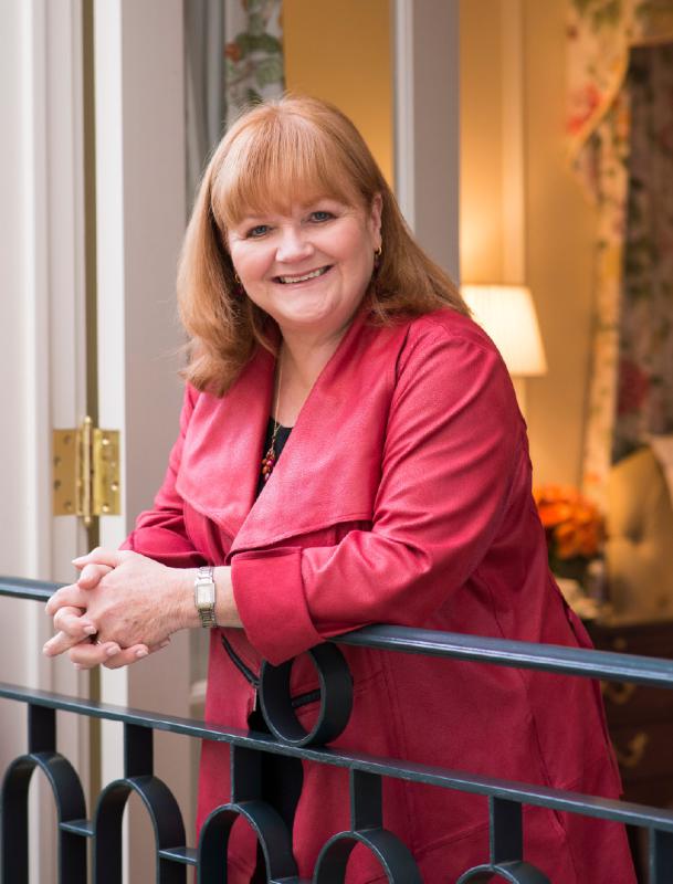 Lesley Nicol