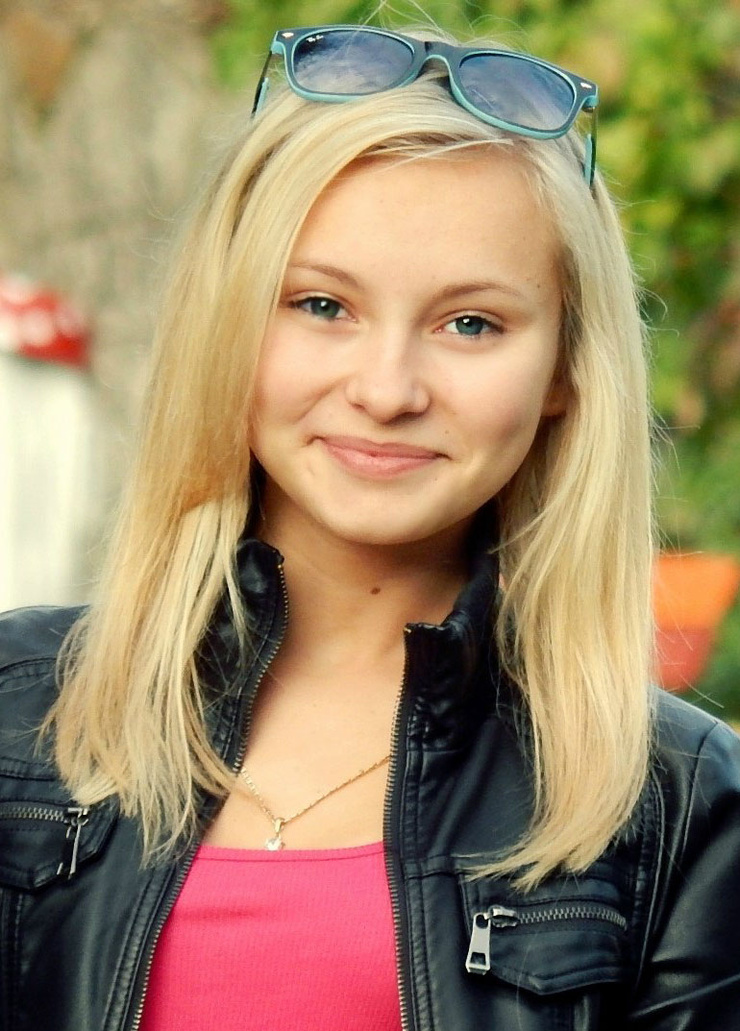 Yuliya Kulik Yuliya Kulik