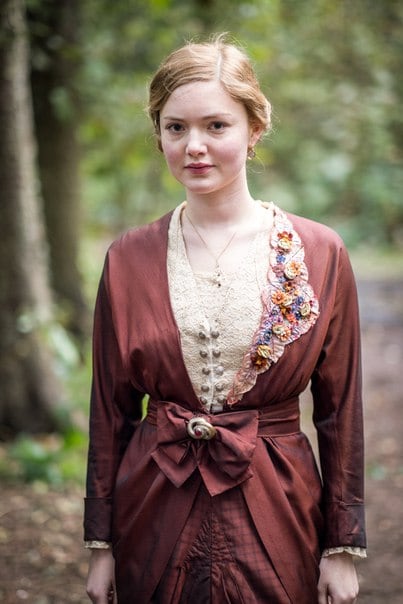 Holliday Grainger
