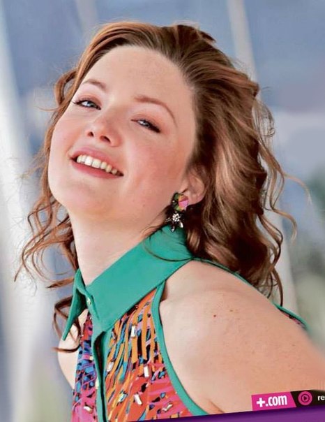 Holliday Grainger Holliday Grainger