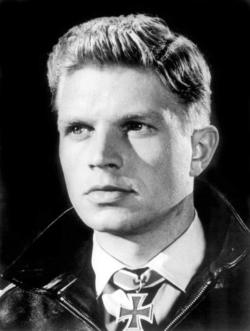 Hardy Krüger