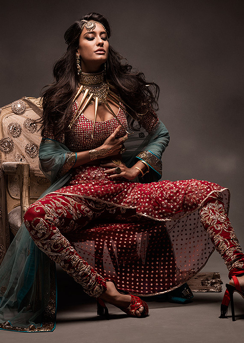 Lisa Haydon Lisa Haydon