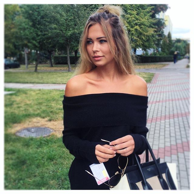 Sandra Kubicka Sandra Kubicka