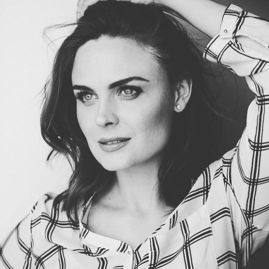 Emily Deschanel