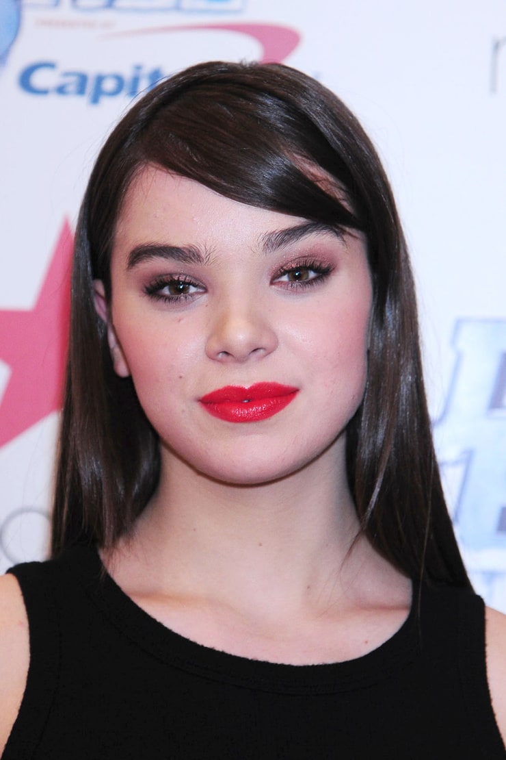 Hailee Steinfeld