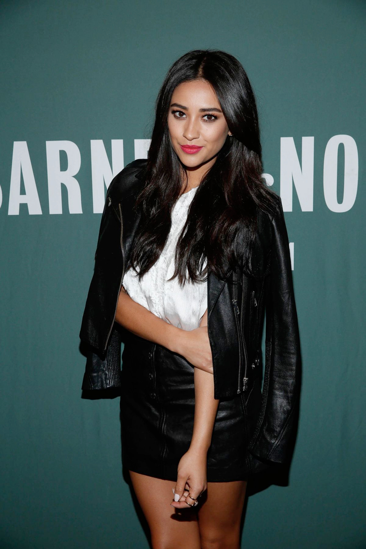 Shay Mitchell Shay Mitchell