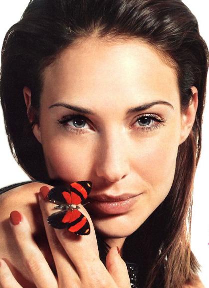 Claire Forlani