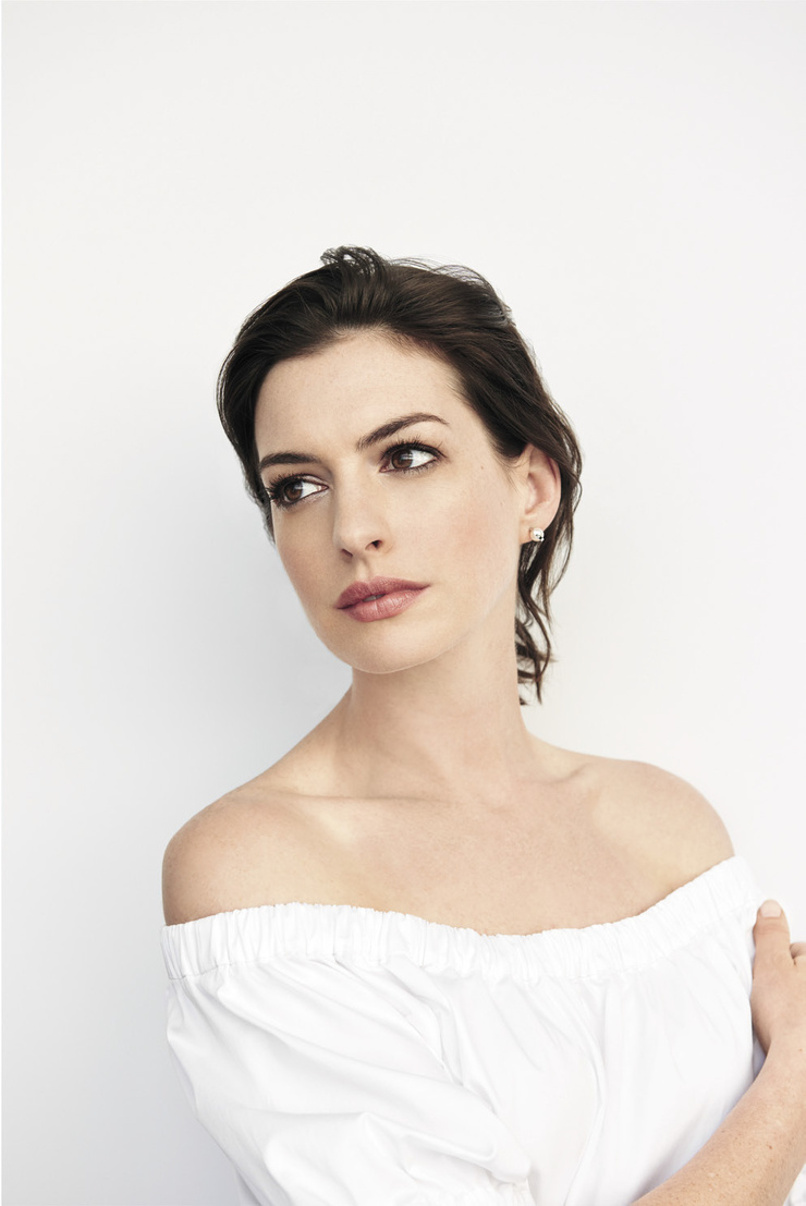 Anne Hathaway Anne Hathaway