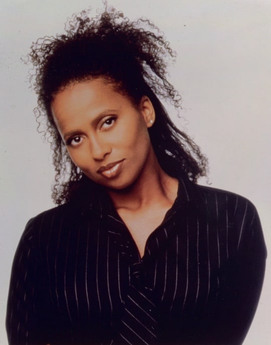 Lisa Nicole Carson