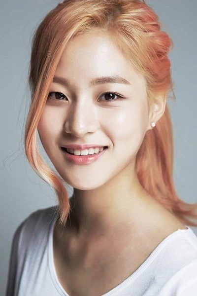Soo-kyung Lee Soo-kyung Lee