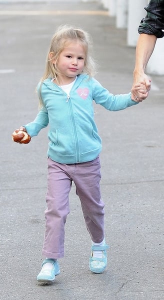 Violet Affleck