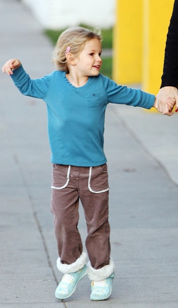 Violet Affleck