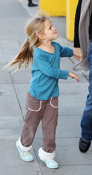 Violet Affleck