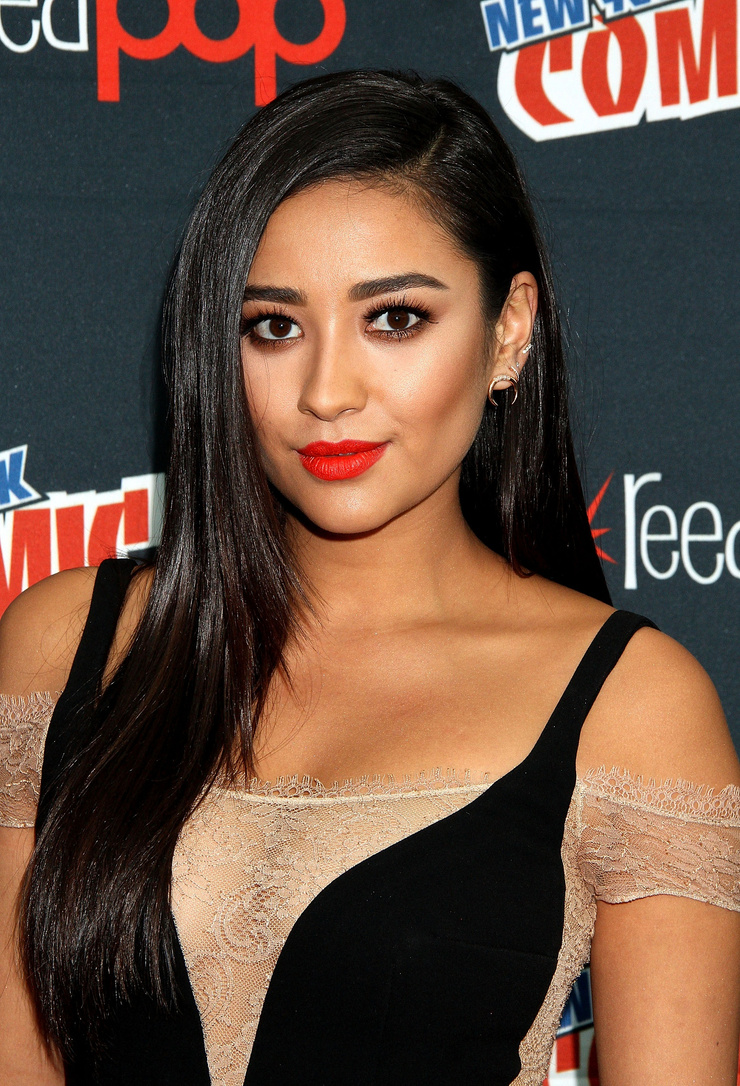 Shay Mitchell Shay Mitchell