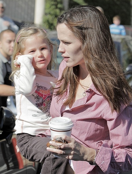 Violet Affleck