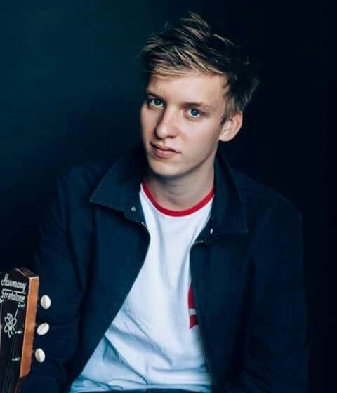 George Ezra