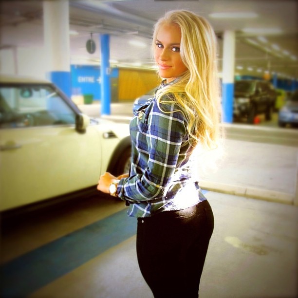 ANNA NYSTRÖM ANNA NYSTRÖM