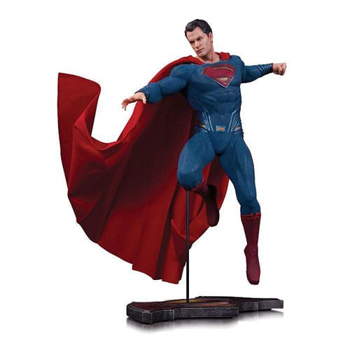 Batman v Superman: Dawn of Justice Superman Statue