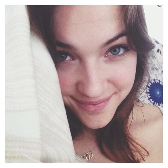 Violett Beane Violett Beane